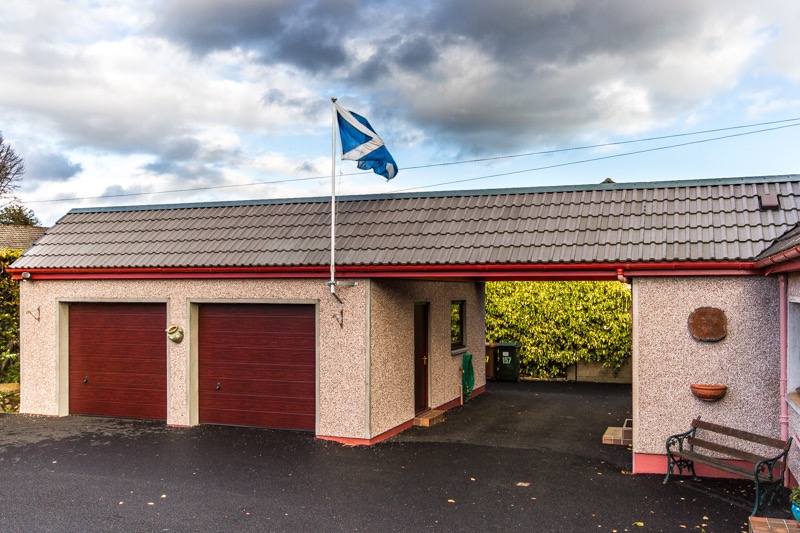 Garage/Carport2