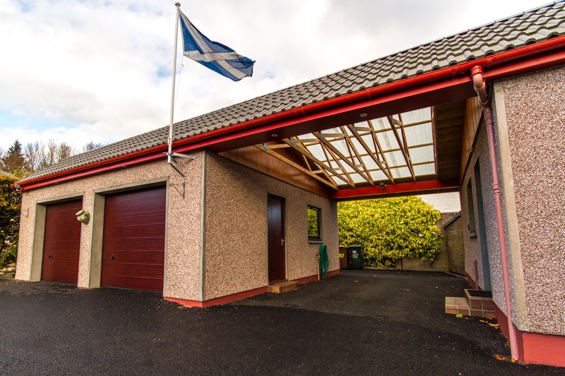 Garage/Carport3